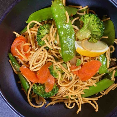 Quick and Easy Vegetable Pancit Recipe | SideChef