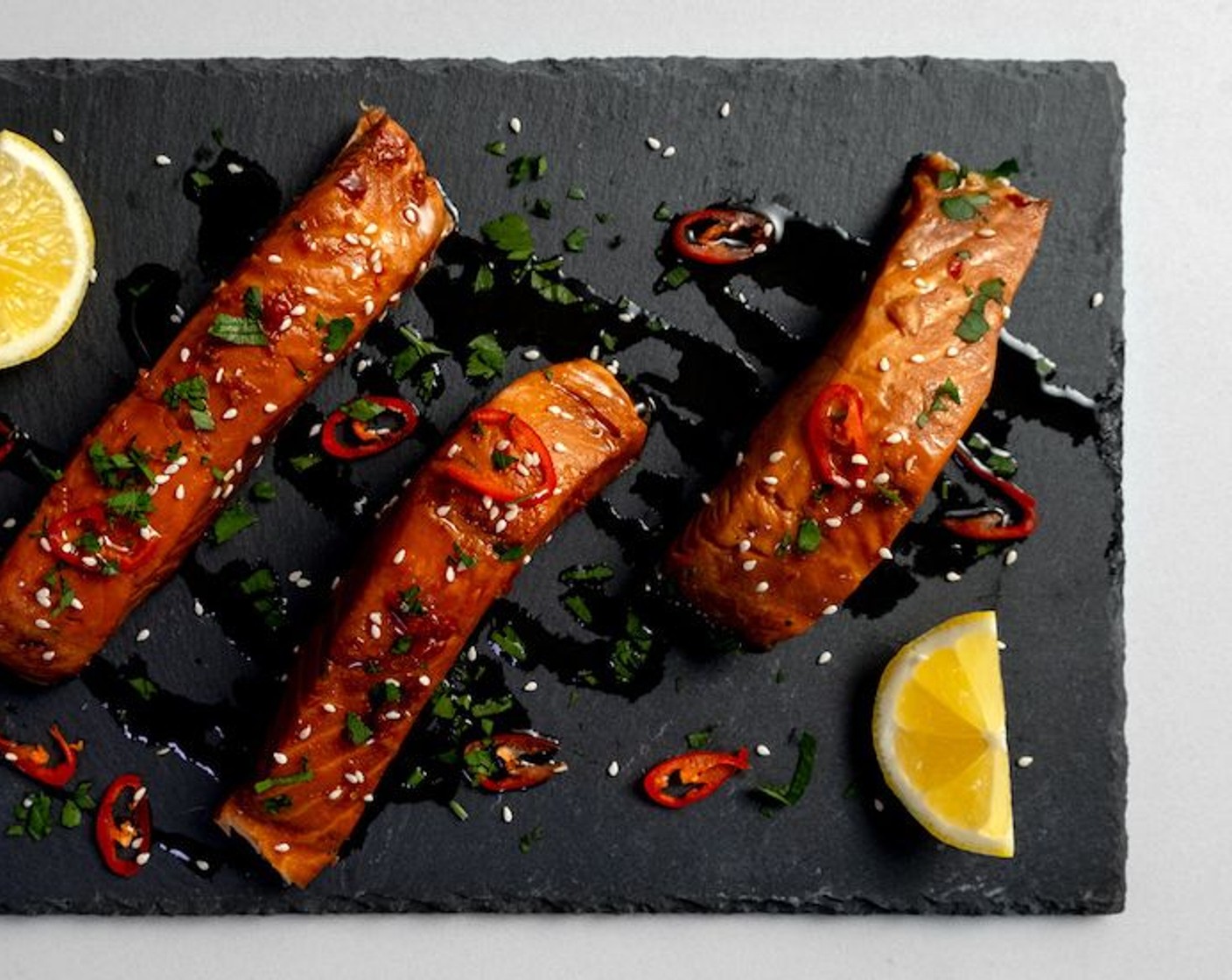 Spicy Salmon with Lemon