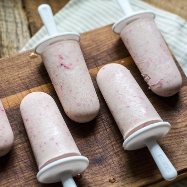 Strawberry Banana Cheesecake Popsicles Recipe | SideChef