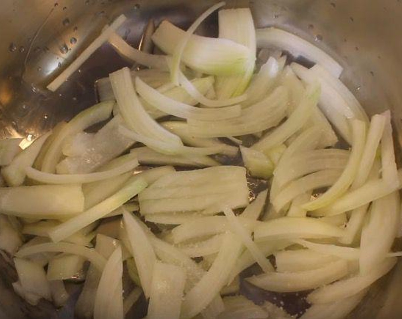 step 1 In a saucepan over low heat, add Vegetable Oil (1 Tbsp) and Onion (1). Season with Onion Powder (1/2 tsp). Cook for 20 minutes, or until onions have softened.