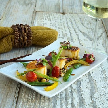 Pan Seared Sea Scallops with Forbidden Rice Recipe | SideChef