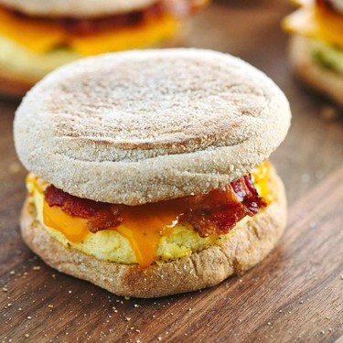 Bacon Breakfast Sandwiches Recipe | SideChef