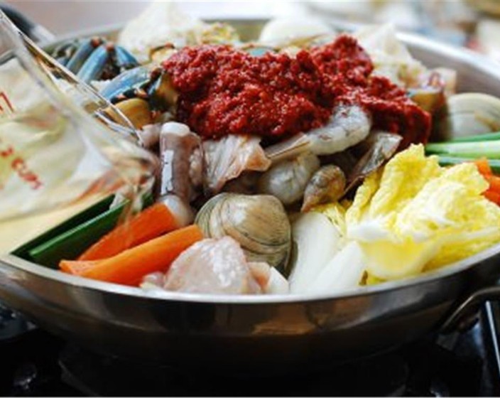 Haemul Jeongol (Spicy Seafood Hot Pot) Recipe SideChef