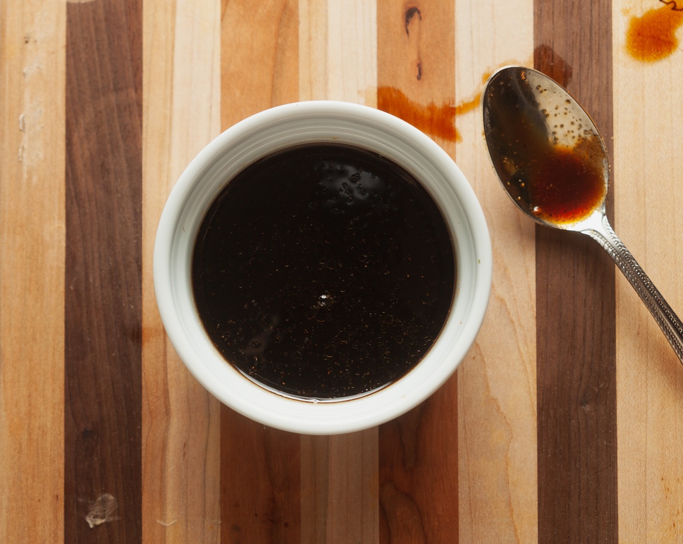 step 1 In a small bowl, mix together the Unsalted Beef Stock (1/2 cup), Low-Sodium Soy Sauce (1/4 cup), Oyster Sauce (2 Tbsp), Sesame Oil (1 Tbsp), McCormick® Garlic Powder (1/2 tsp), and Ground Ginger (1/4 tsp). Set aside.