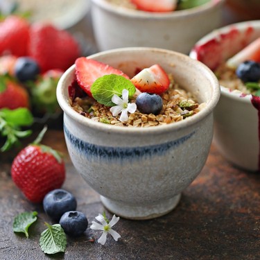 Strawberry & Blueberry Pistachio Crumble Recipe | SideChef