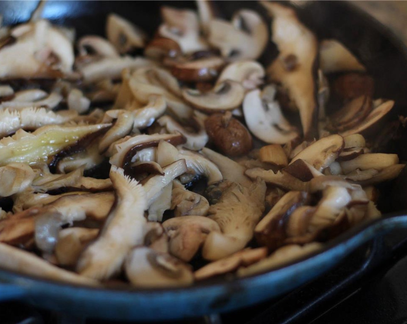 step 3 Add the sliced mushrooms to a pan over medium high heat with Grapeseed Oil (1 Tbsp) and sauté them for 15 to 20 minutes. Check the heat, and reduce it to make sure they don't burn.