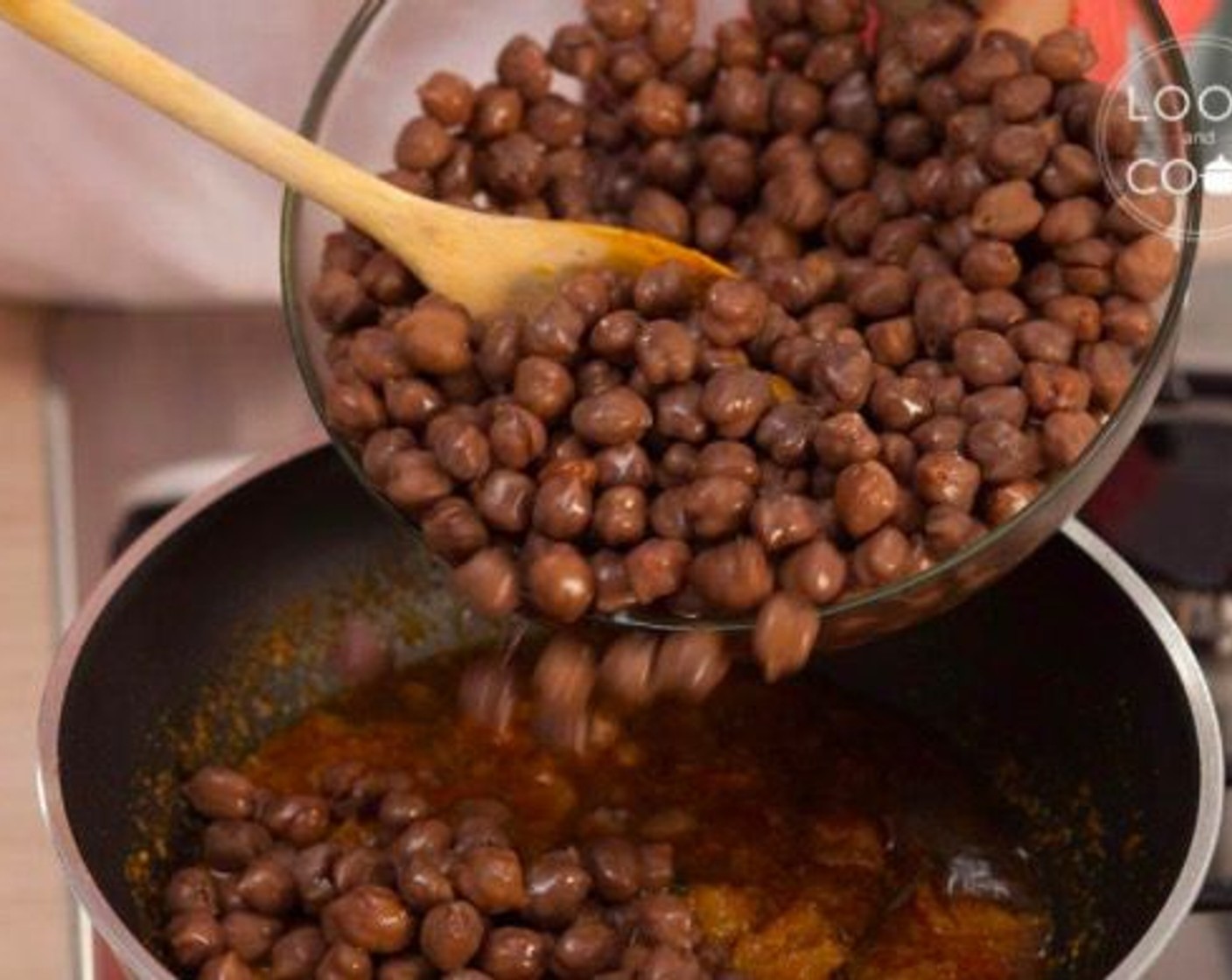 step 9 Add the cooked chickpeas and cook on high heat for 3 to 4 minutes. Stir occasionally.