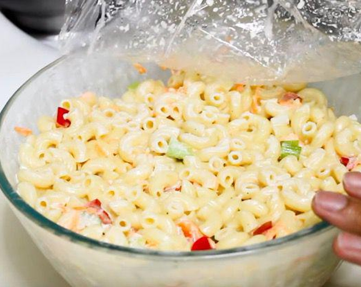 step 5 Wrap the bowl in plastic wrap and place it in the fridge for 4 hours.