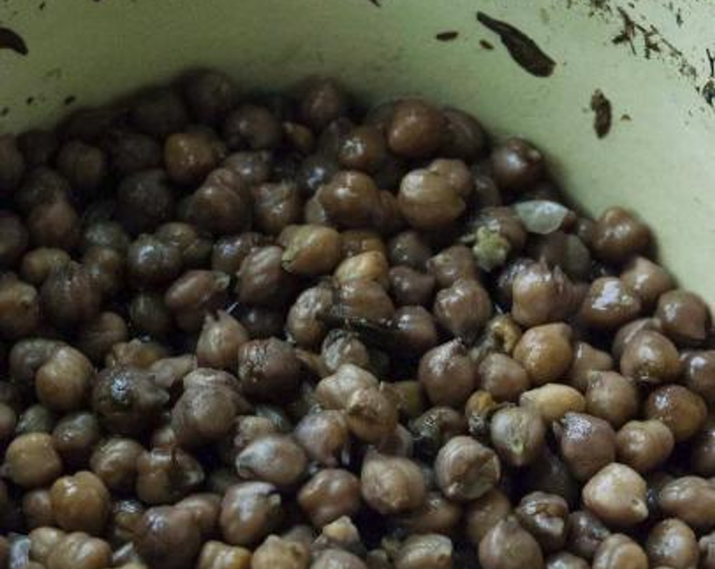 step 3 Bring to a simmer, cover with a lid and let cook for about 1.5 hours or until beans are tender. Remove from the heat and set aside.