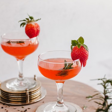 Strawberry Gimlet with Rosemary Peppercorn Simple Syrup Recipe | SideChef