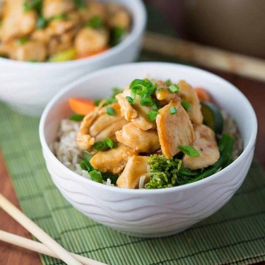 Stir-Fried Sriracha Honey Chicken Recipe | SideChef