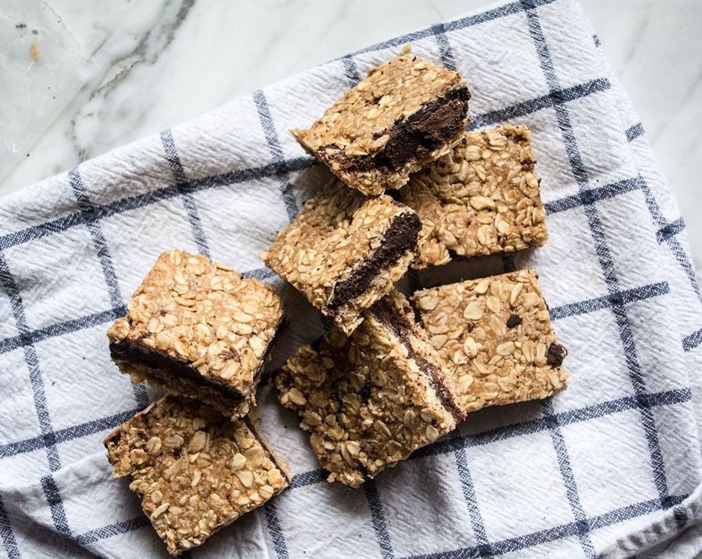 Raw Chocolate Oat Bars