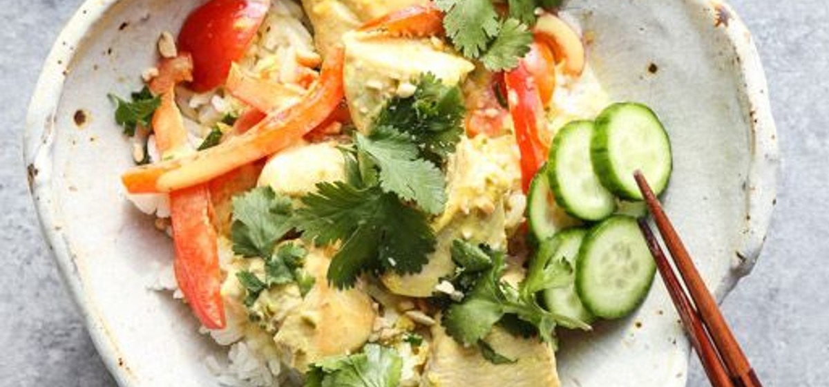 Homemade Chicken Green Thai Curry Recipe | SideChef