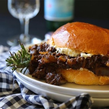 Sloppy Mushroom Joes w/ Rosemary Honey Goat Cheese Recipe | SideChef