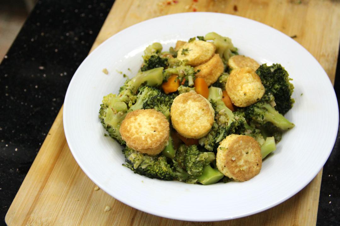 Broccoli and Tofu Stir-Fry Recipe | SideChef