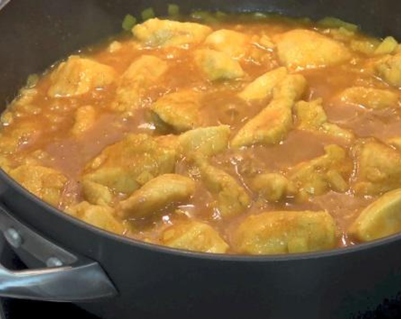 step 5 Then, return the chicken fillets to the pan, and allow it to simmer for about 20 minutes.