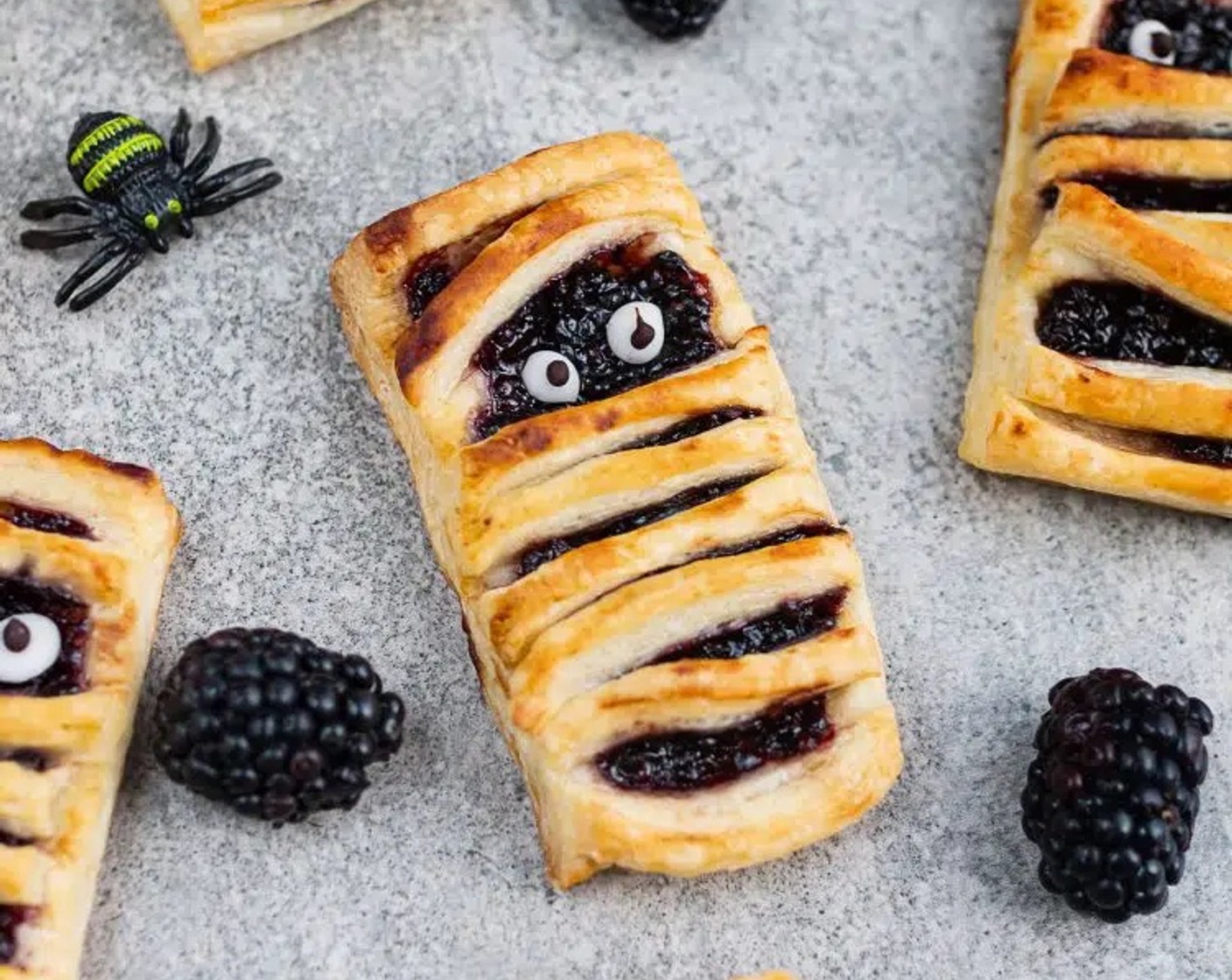Halloween Blackberry Mummy Pies