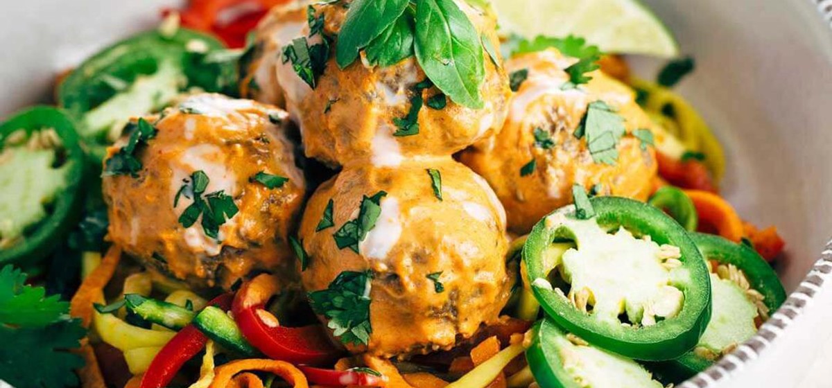 Coconut Curry Meatballs with Spiralized Vegetables Recipe | SideChef