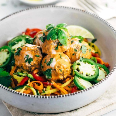 Coconut Curry Meatballs with Spiralized Vegetables Recipe | SideChef
