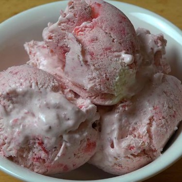 Super Simple Strawberry Ice Cream Recipe | SideChef