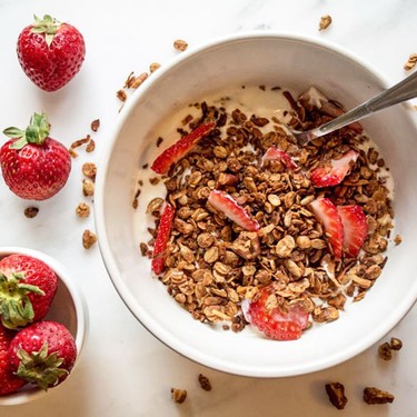 Crunchy Granola with Flax and Sunflower Seeds Recipe | SideChef