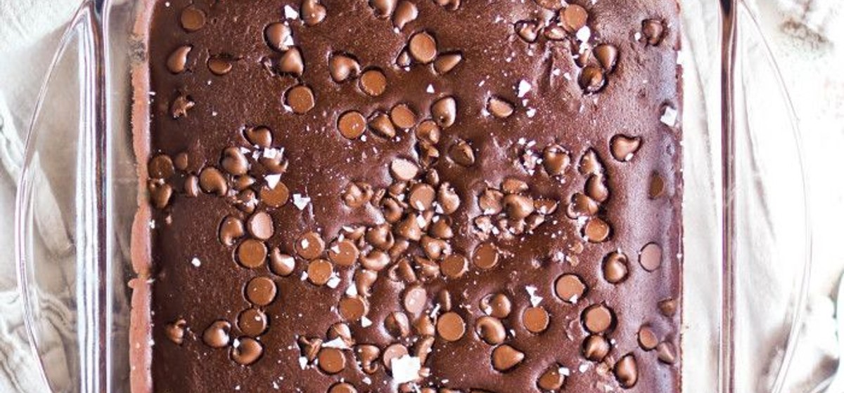 Fudgy Black Bean Brownies Recipe | SideChef