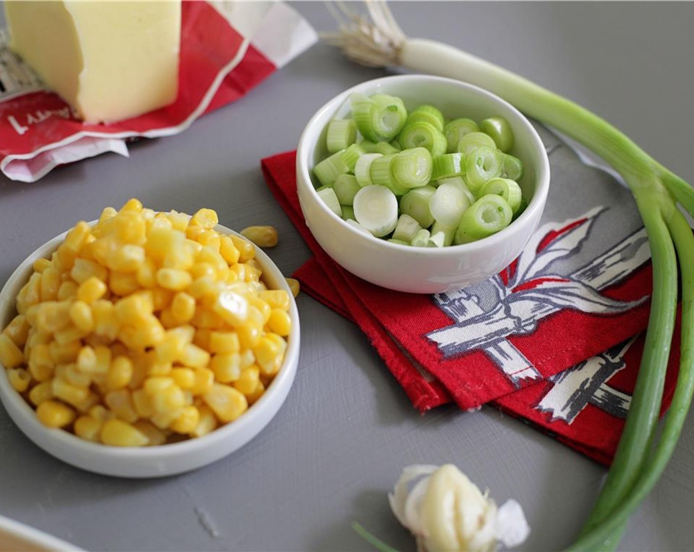 step 1 Dice the Tomato (1/2 cup).