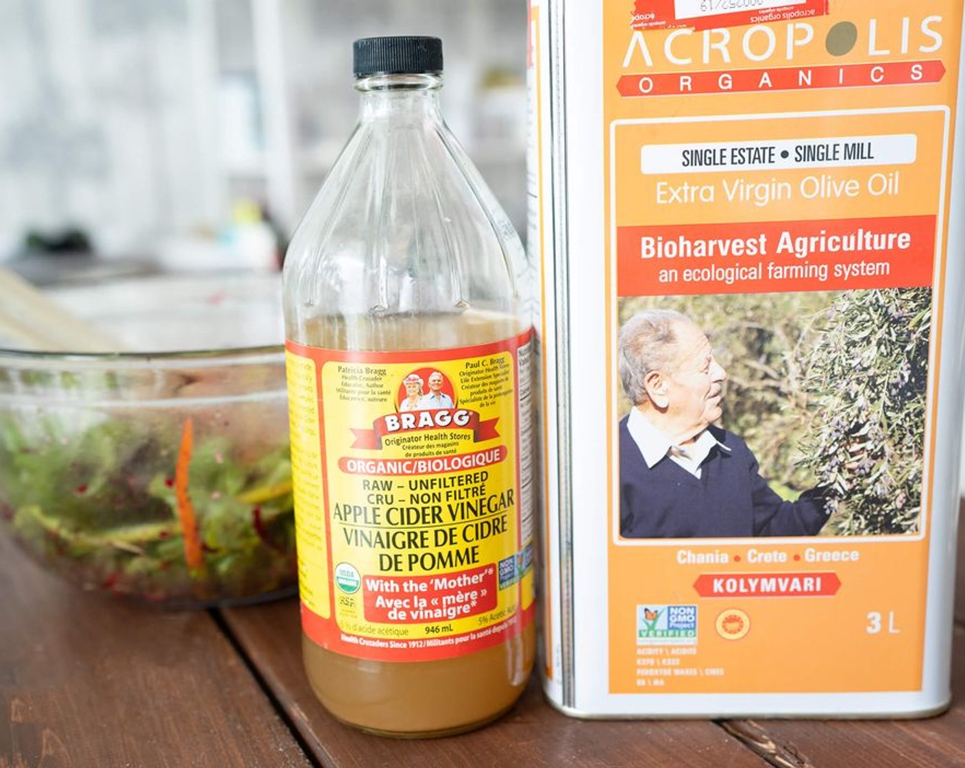 step 1 Place Extra-Virgin Olive Oil (2/3 cup), Apple Cider Vinegar (1/3 cup), Dried Basil (1/2 tsp), Dried Oregano (1/2 tsp), Dried Parsley (1/2 tsp), Raw Honey (1 tsp), Sea Salt (1 pinch) Ground Black Pepper (1 pinch) into a wide mouth mason jar and give a good shake.