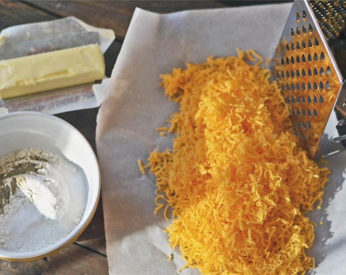 Sharp Cheddar Cheese Crackers Recipe SideChef