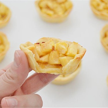 Caramel Apple Pie Bites Recipe | SideChef