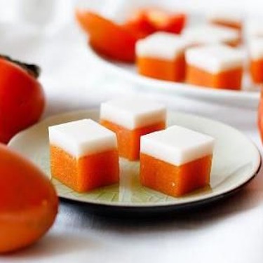 Persimmon and Cream Gummy Lollies Recipe | SideChef