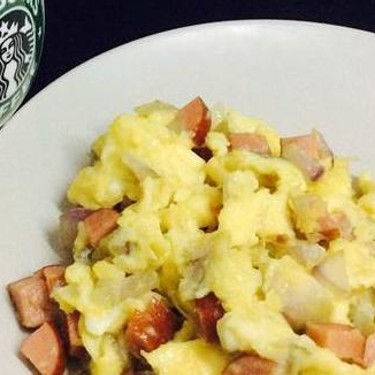 Scrambled Eggs with Onion and Sausage Recipe | SideChef