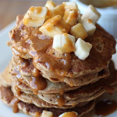 Peanut Butter Banana Oat Pancakes with Magic Sauce Recipe | SideChef
