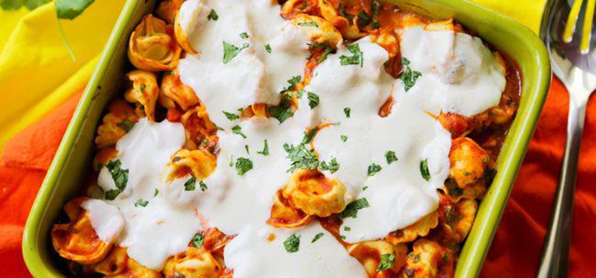 Easy Cheesy Tortellini Bake Recipe | SideChef