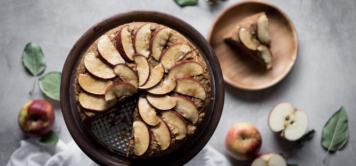 Milopita - Greek Apple and Olive Oil Cake Recipe | SideChef