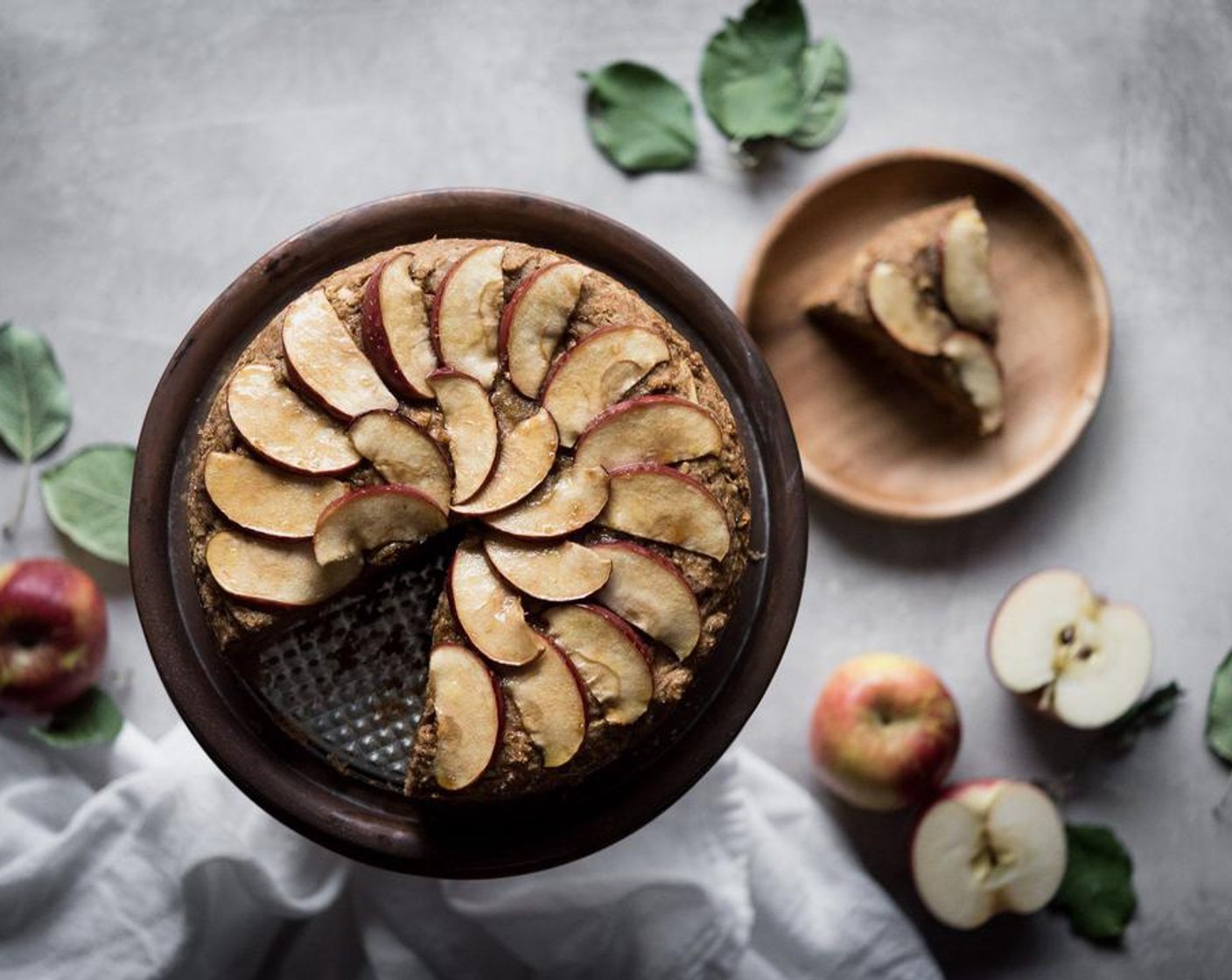 Milopita - Greek Apple and Olive Oil Cake