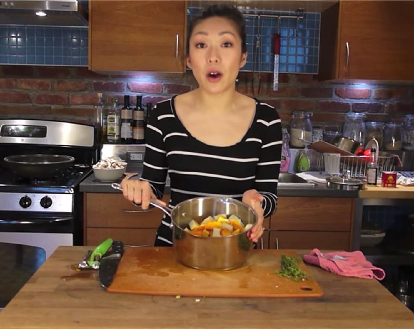 step 5 Put the cubed potatoes and butternut squash in a pot and submerge with water.