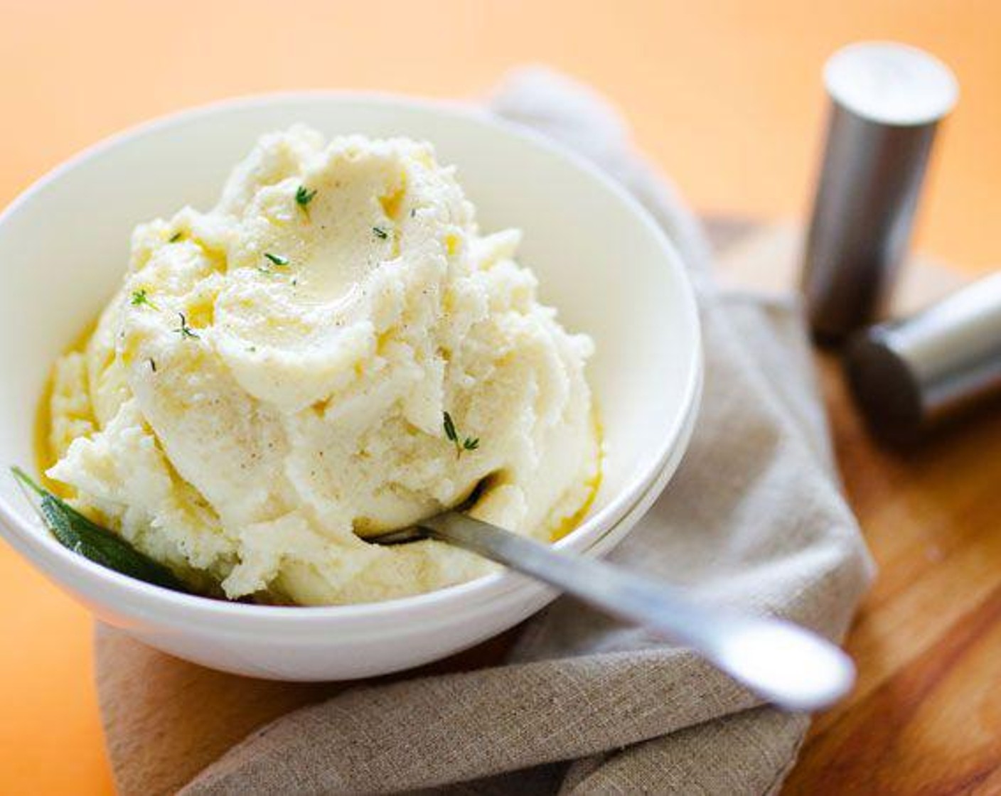 Brown Butter and Sage Fluffy Mashed Cauliflower