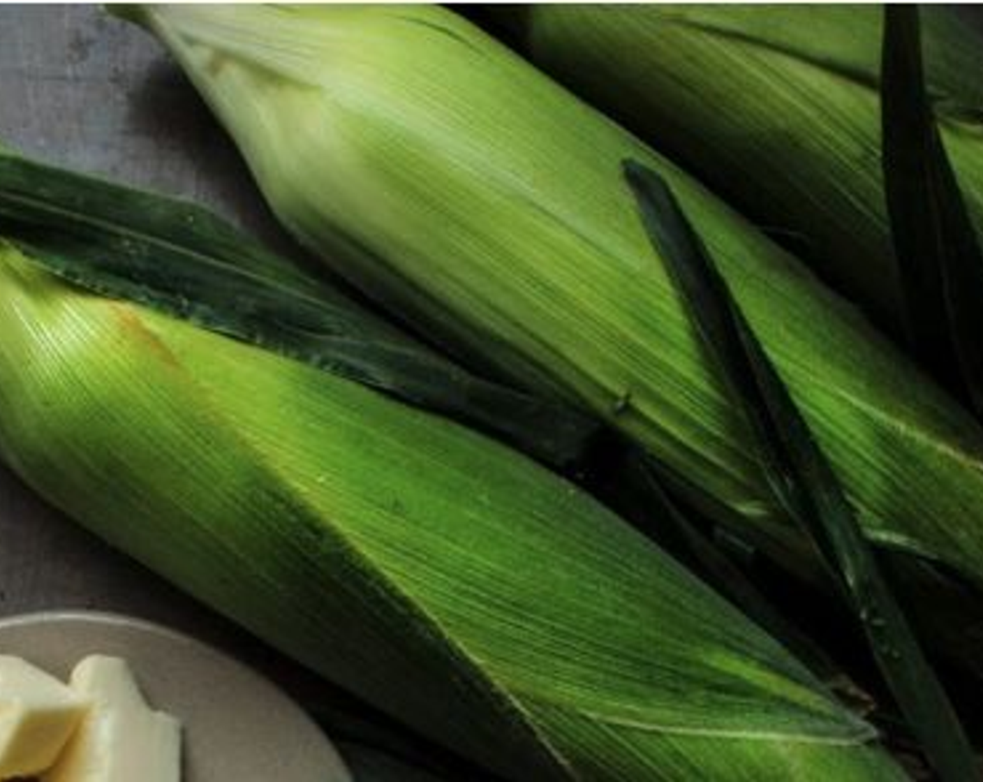 step 1 Remove the husk and leaves of the Corn Cobs (2).