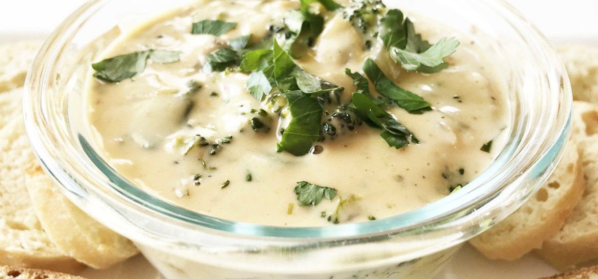 Broccoli Cheese Dip (Slow Cooker) Recipe | SideChef