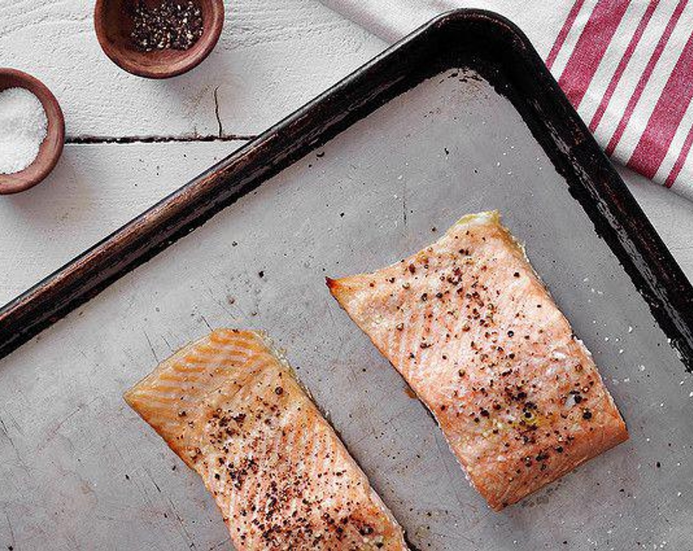 step 4 Roast salmon in the oven for about 15 to 20 minutes, depending on the size of your salmon, or until just cooked through. Remove from the oven and cover tightly with foil. Allow to cool down. Transfer to the fridge and let it chill completely.