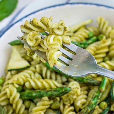 Garden Green Pesto Fusilli Pasta Recipe | SideChef