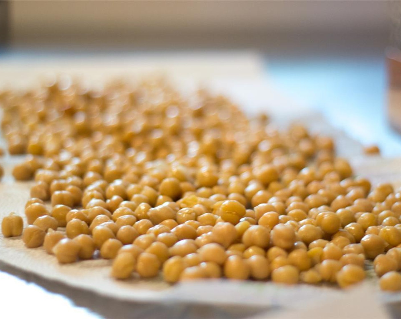 step 3 Dry the beans on a paper towel and pat until water has been absorbed.