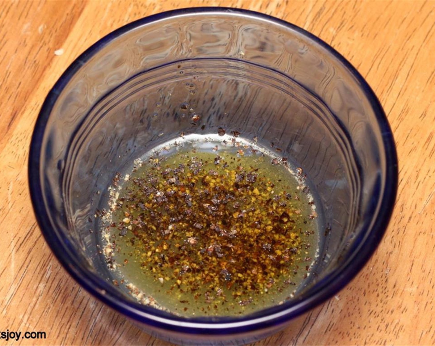 step 1 Combine juice from Lemon (1), Olive Oil (1 tsp), Salt (to taste), and Ground Black Pepper (to taste) to make a dressing.