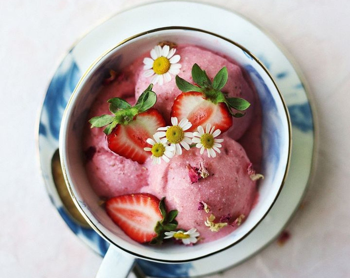 Whole30 Strawberry Coconut Ice Cream