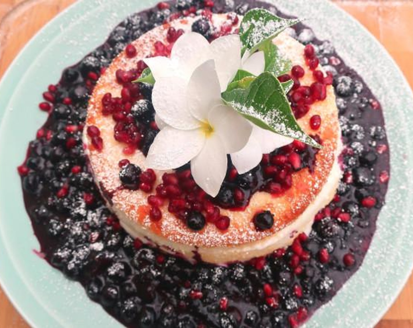 Angel Cake with Vanilla Cream and Blueberry Compote