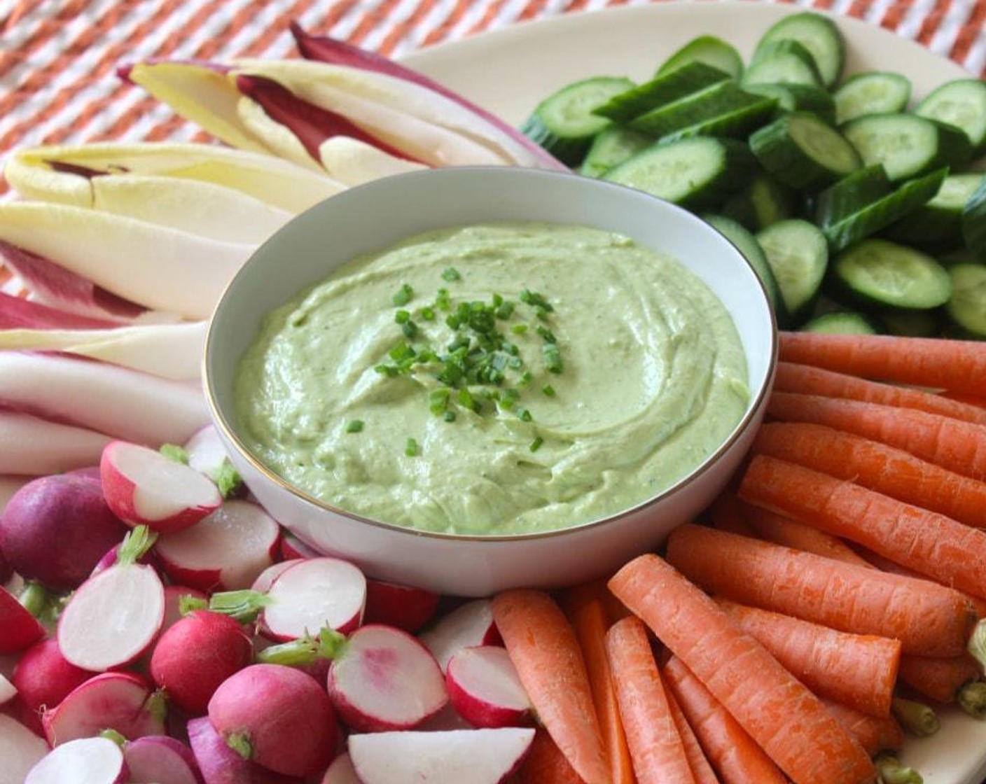 step 4 Serve immediately with crudités or cracker, or refrigerate in a sealed container with a piece of plastic wrap pressed against the surface of the dip to prevent browning for up to 24 hours.