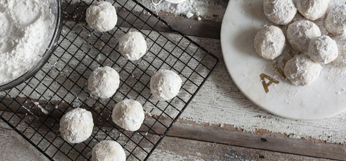 Vegan Snowball Cookies Recipe | SideChef