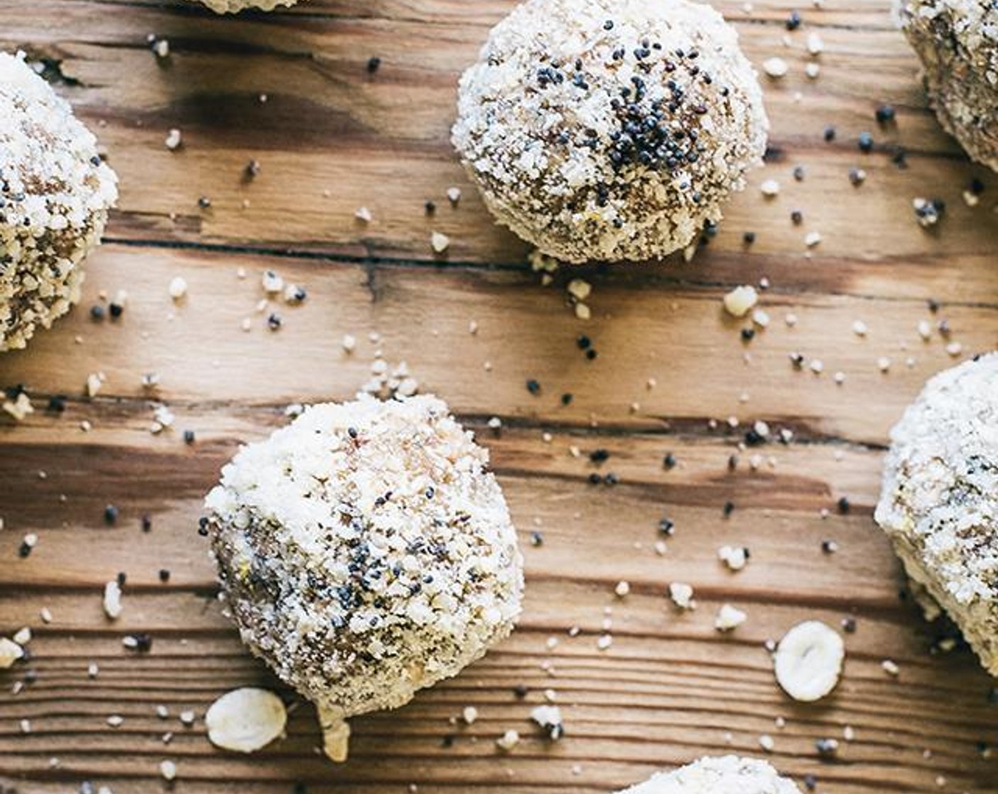 Raw Lemon Poppy Seed Bites