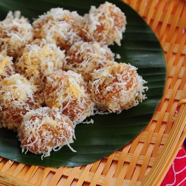 Steamed Nian Gao With Coconut Recipe | SideChef